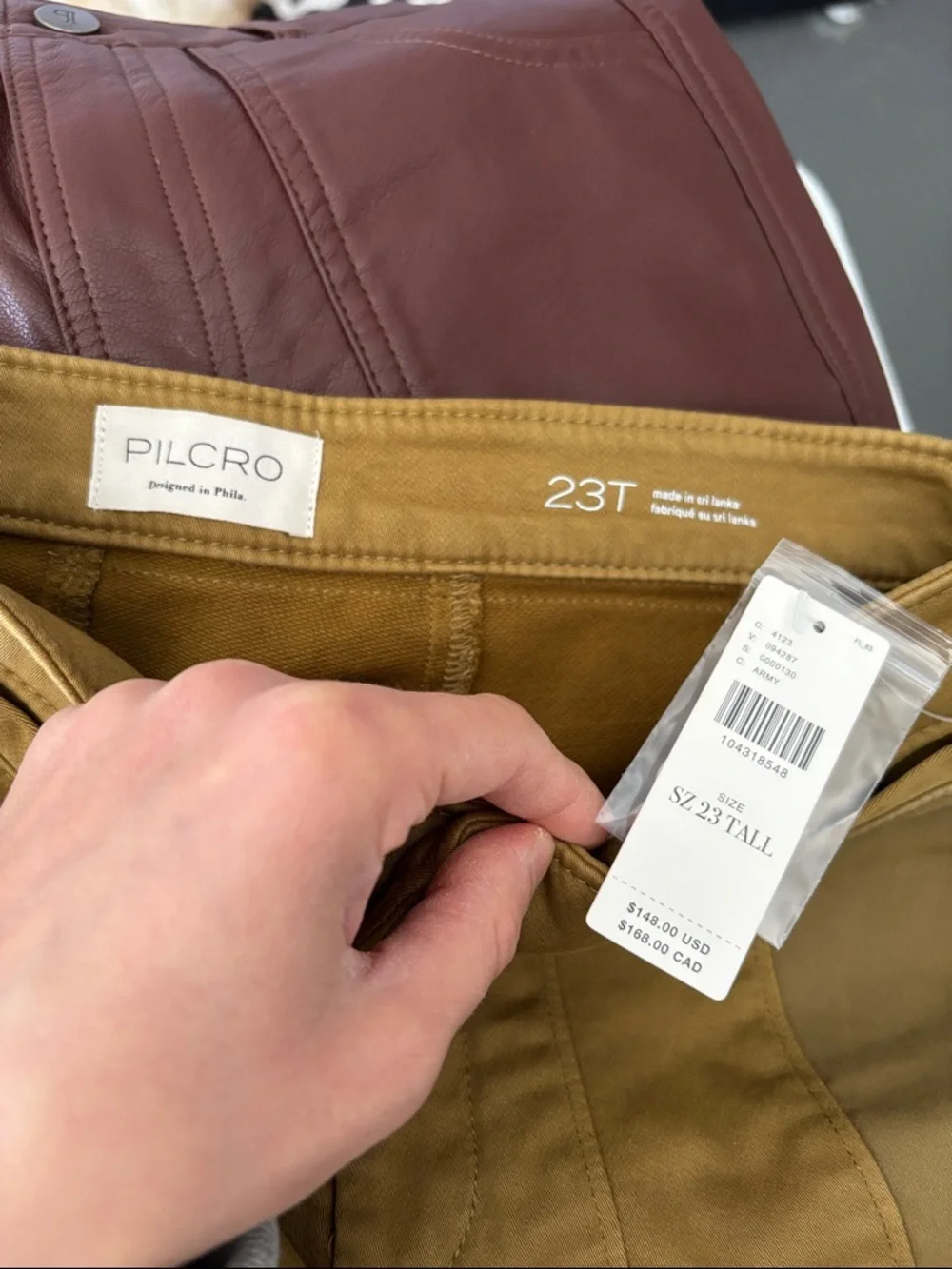 NEW Anthro Pilcro Annika Clean Bootcut Pant Bronze Army Size 23 Tall‎